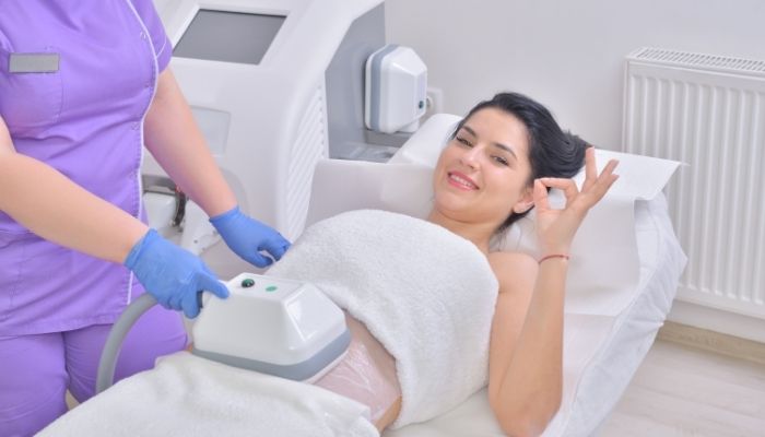 Cryolipolysis (Fat Freeze)